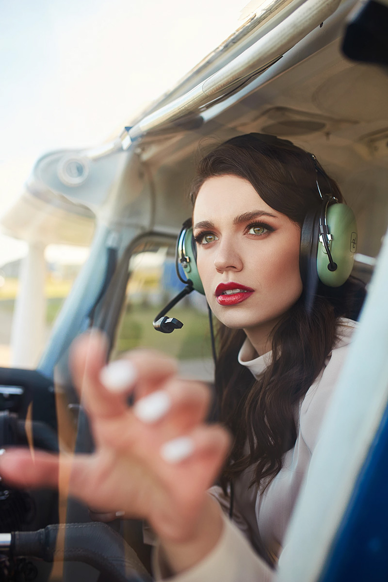 pilotgirl_resize